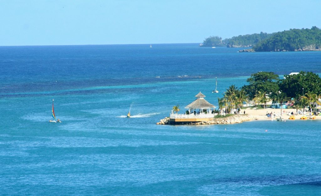 Jamajka - pláže Ochos Rios